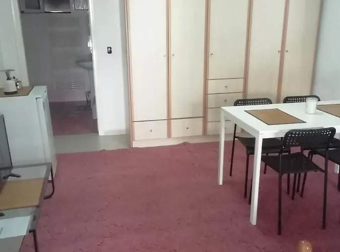 φωλιά * Chalkida